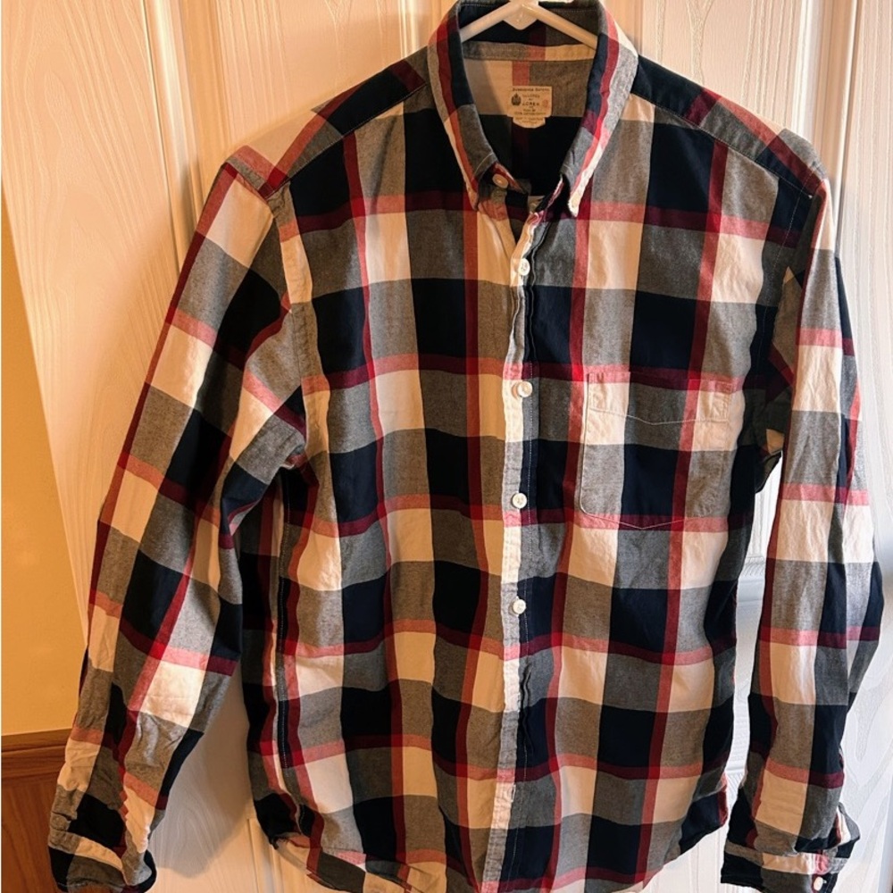 JCrew Men’s sun washed Oxford Plaid Shirt 
Size Medium